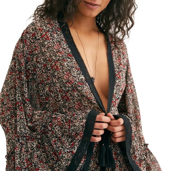 Free People Tops - Free People Lola Bell Sleeve Tassel Kimono Top NWT